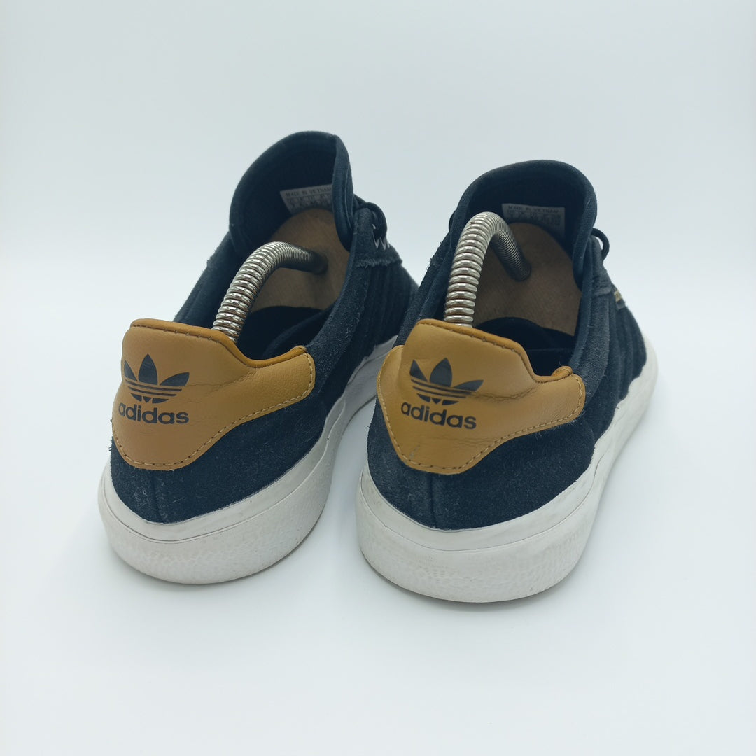 Adidas (Size Pk 6)